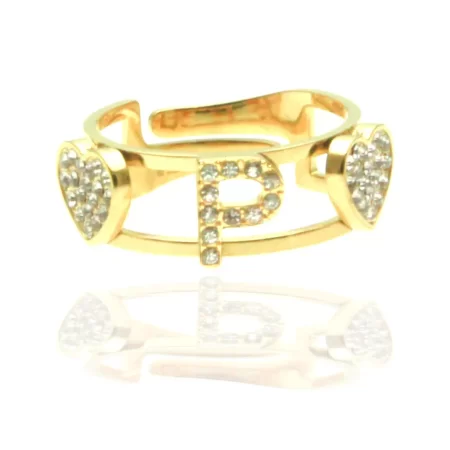 Anello con lettera p in acciaio dorato e strass all0099